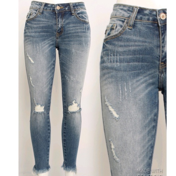 LastPair New Favorite Distressed Leg Hugging jeans - Picture 8 of 8